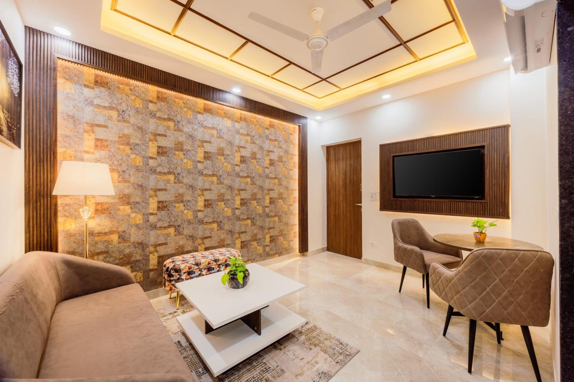 Kyomi Service Apartments 구르가온 외부 사진