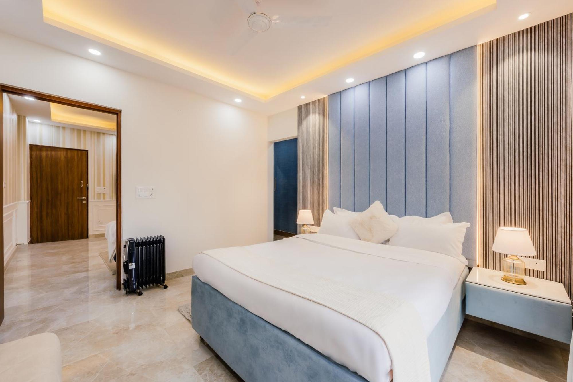 Kyomi Service Apartments 구르가온 외부 사진