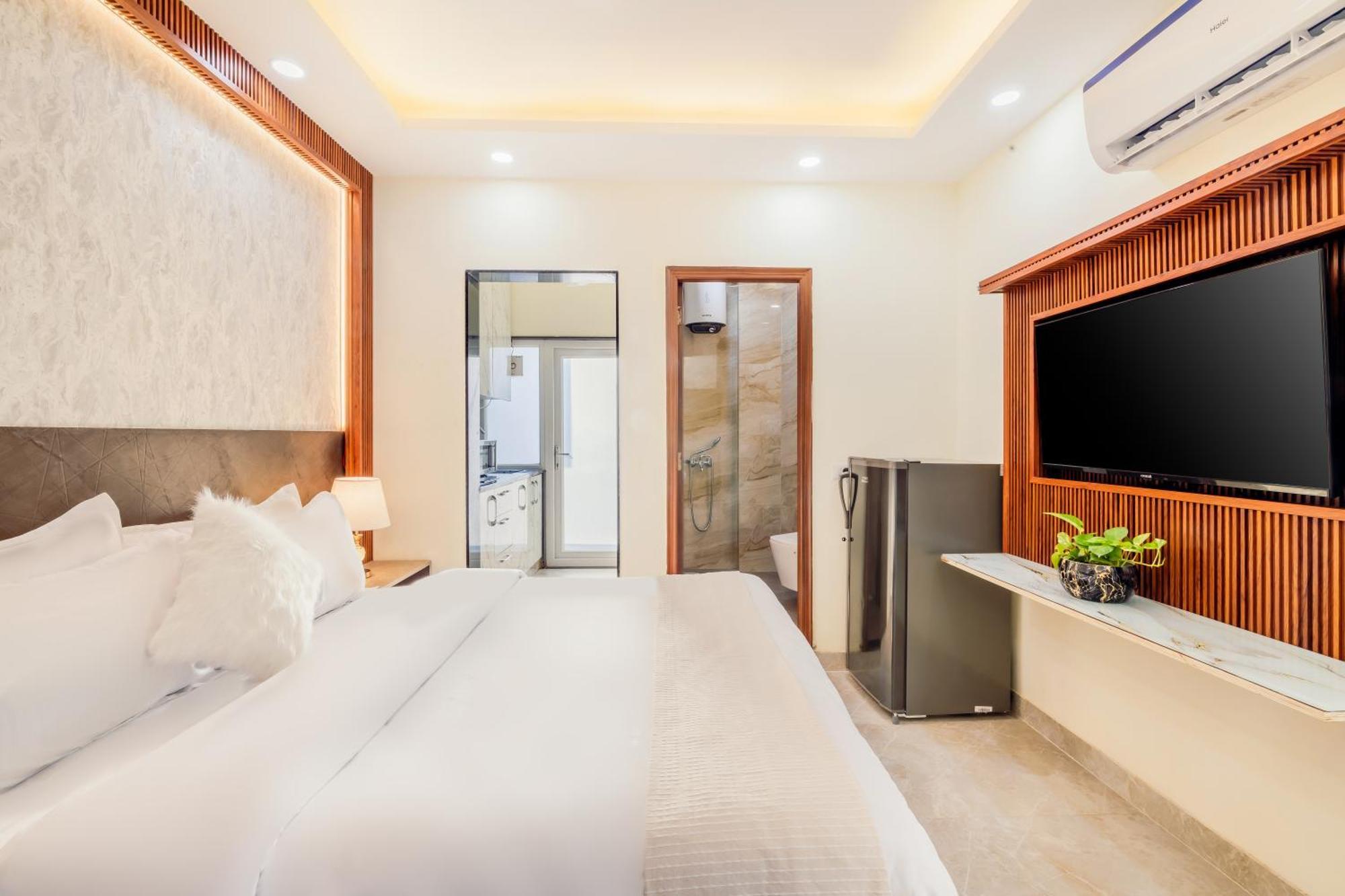 Kyomi Service Apartments 구르가온 외부 사진
