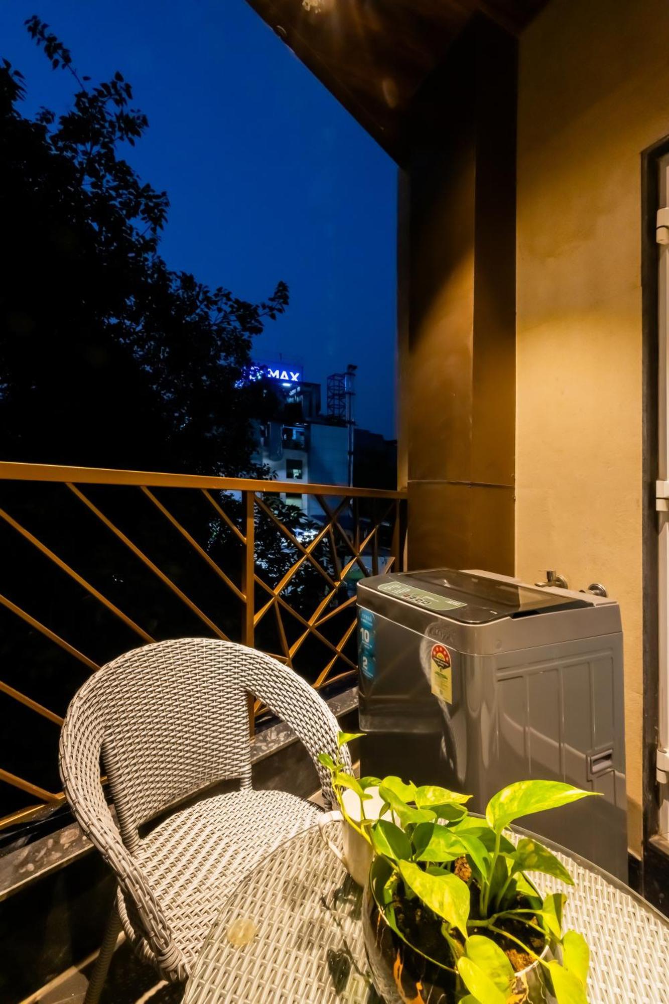 Kyomi Service Apartments 구르가온 외부 사진